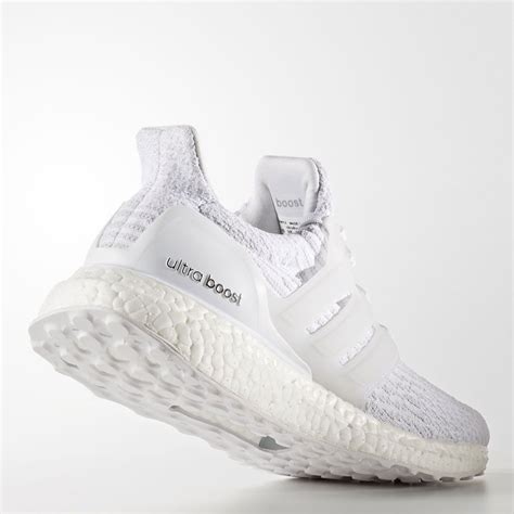 adidas ultra boost 38 weiß|Adidas ultra white running shoes.